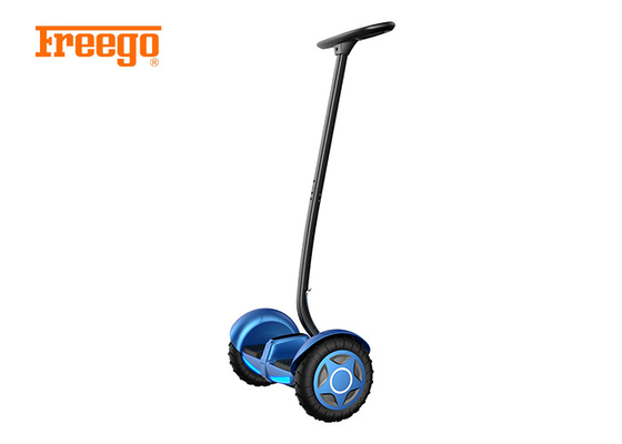 Ausgangsgebrauches des Motor350w Hoverboard ausgezeichneter Entwurf und Selbst balancierten elektrisches Roller Blau